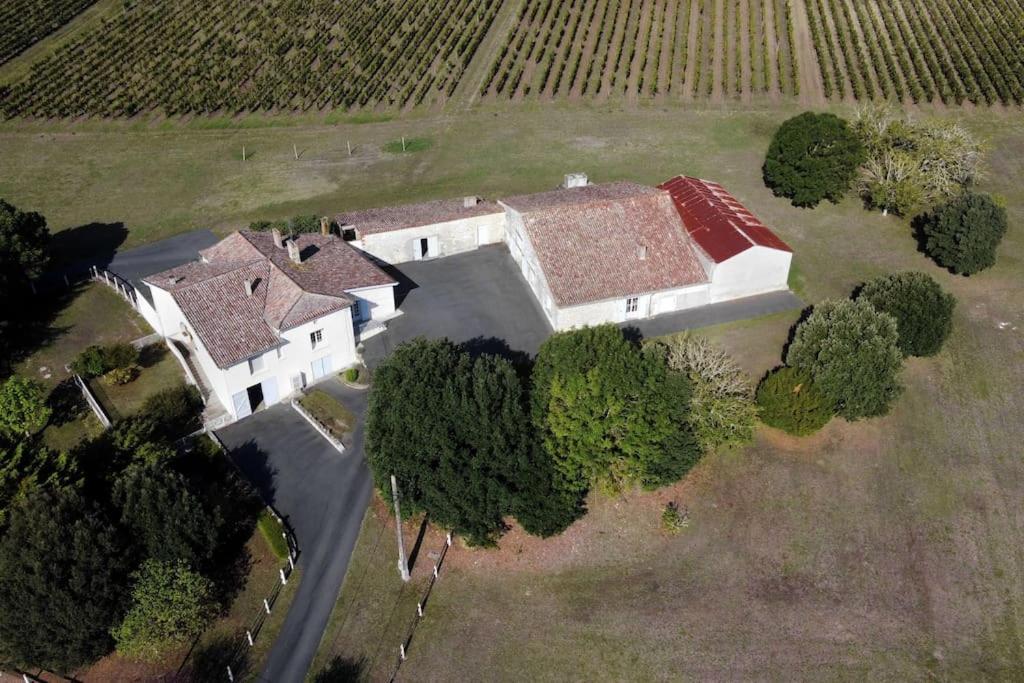 Entre Pierre Et Vigne - Charming Former Winery Farmhouse With Hot Tub & Swimming Pool Monestier  Εξωτερικό φωτογραφία